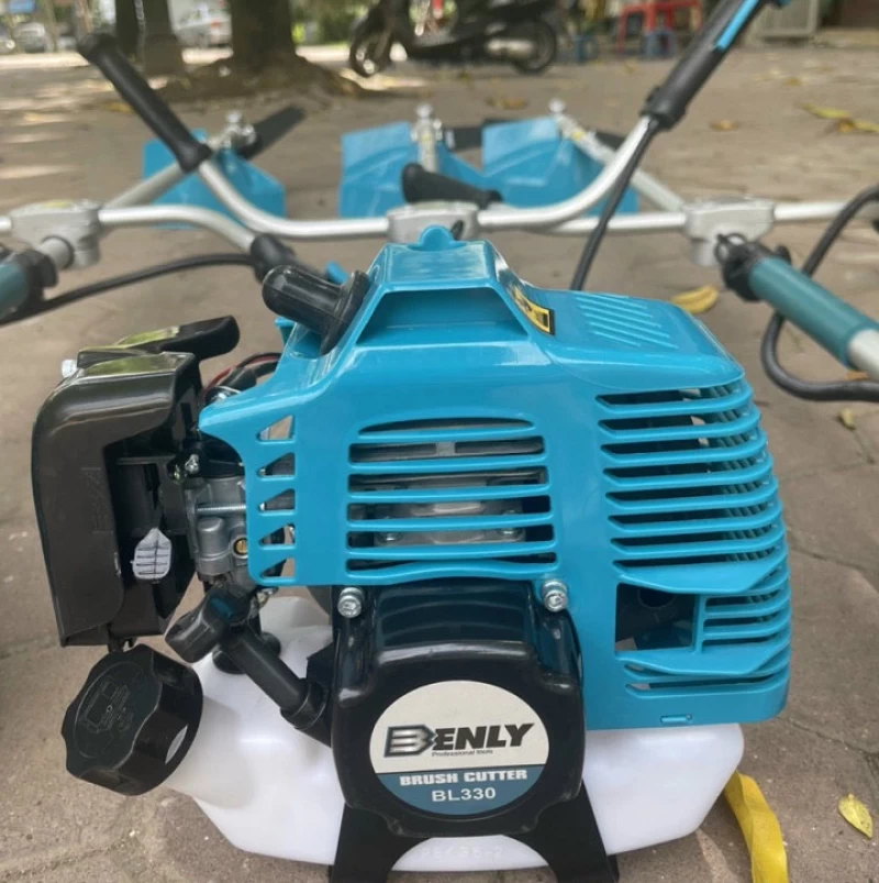 Máy Cắt Cỏ 2 Thì 1Kw Benly BL330 Máy Cắt Cỏ 2 Thì 1Kw Benly BL330 - Ảnh 1