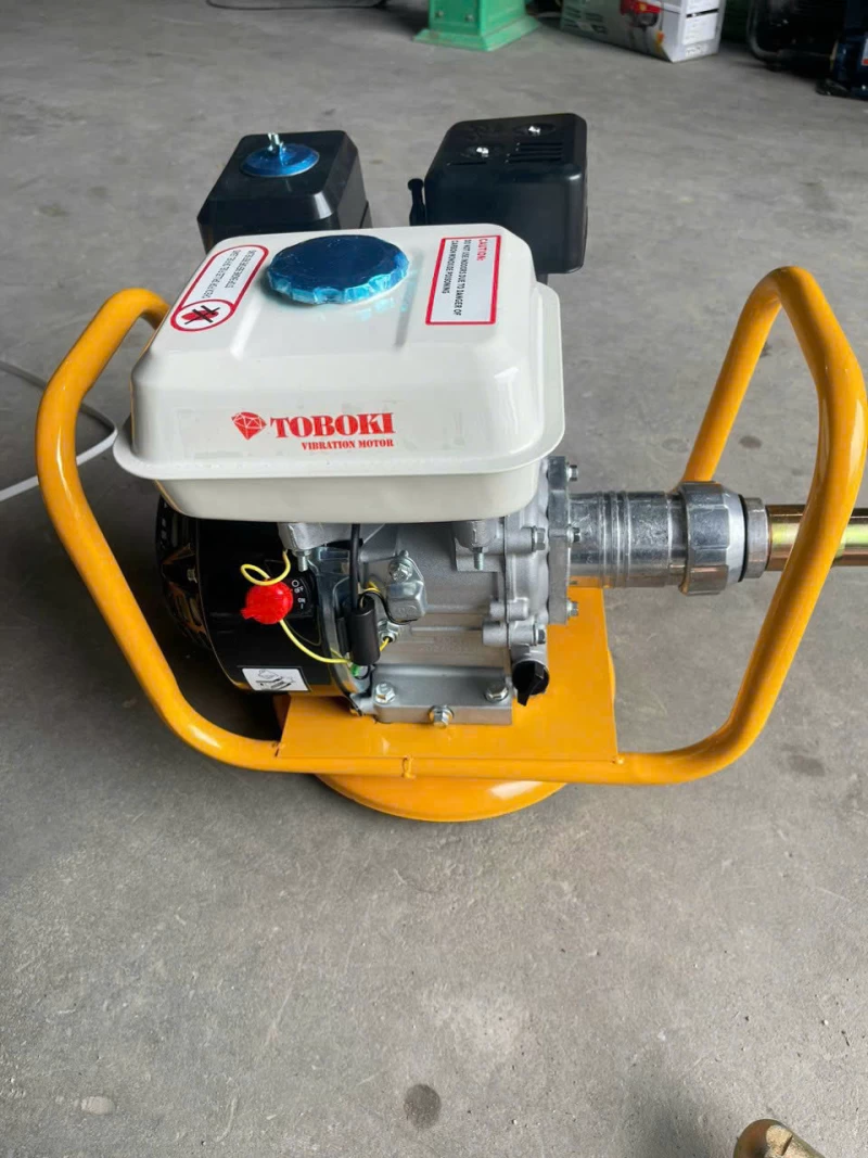 Máy Đầm Dùi Chạy Xăng Toboki T6.5HP - Thumbnail 7