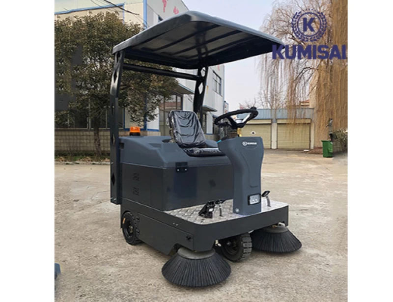 Xe quét rác ngồi lái Kumisai KMS-1400E - Thumbnail 1