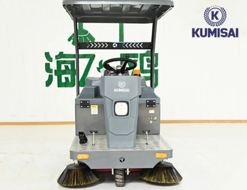 Xe quét rác ngồi lái Kumisai KMS 160E - Thumbnail 2